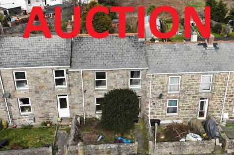 31 Fore Street, Camborne, TR14 3 bed terraced house for sale