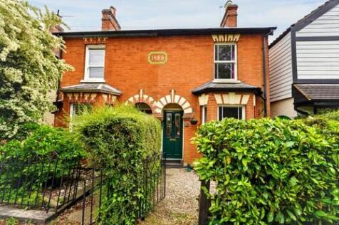 Cambridge Road, Stansted Mountfitchet... 2 bed semi