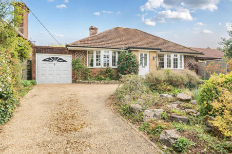 Kirdford Road, Wisborough Green 2 bed bungalow for sale