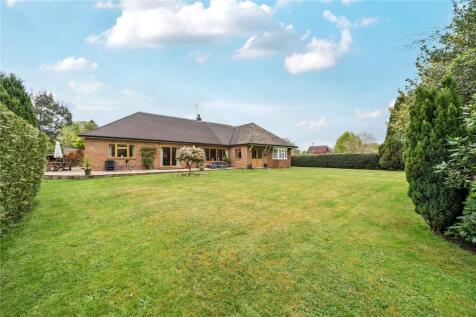 4 bedroom bungalow for sale