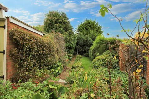 High Street, Gravenhurst, Bedford, MK45 3 bed detached bungalow for sale