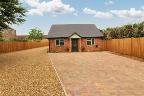 2 bedroom bungalow for sale
