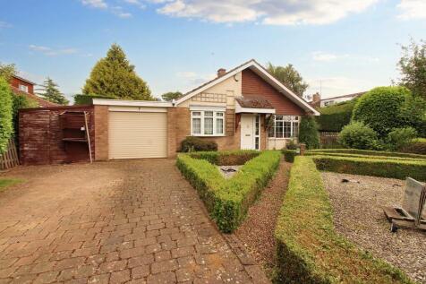 Plummers Lane, Haynes, MK45 3 bed bungalow for sale