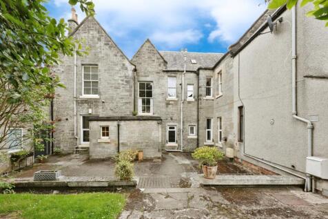 Witchbrae, Fife KY12 2 bed flat for sale