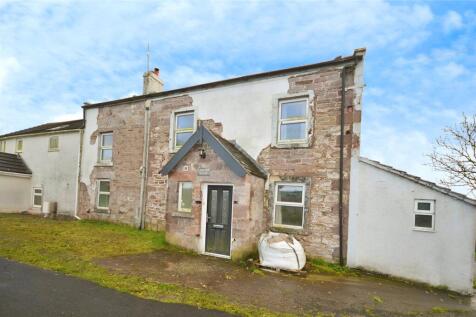 5 bedroom semi-detached house for sale