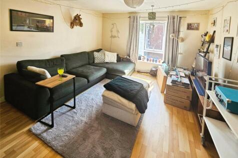 Bolton Road, Bolton BL5 2 bed flat for sale