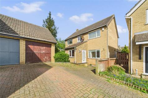 Lakeside Drive, Northampton NN3 4 bed detached house for sale