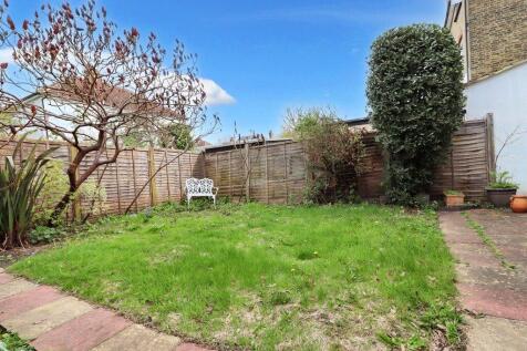 Avenue South, Surbiton KT5 1 bed flat for sale