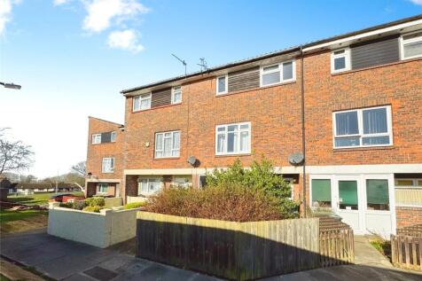 Adam Close, East Sussex TN38 4 bed terraced house for sale