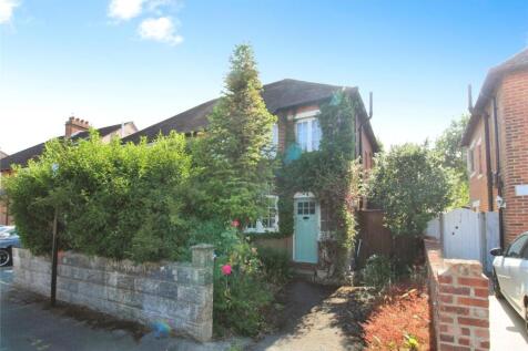Knighton Road, Hampshire SO19 3 bed semi
