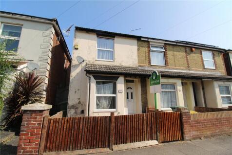 Waterloo Road, Hampshire SO15 2 bed end of terrace house for sale