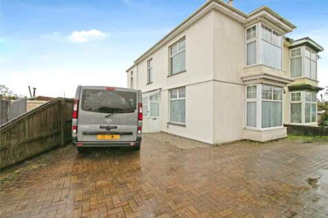5 bedroom semi-detached house for sale