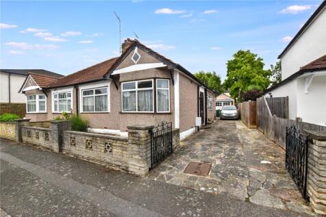 Harcourt Road, Bexleyheath, DA6 2 bed bungalow for sale