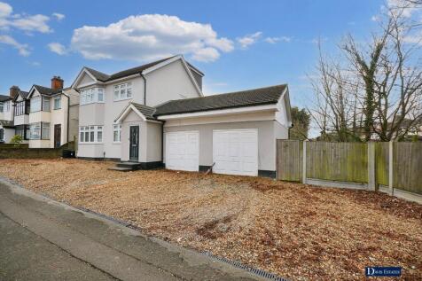 Osborne Road, Hornchurch, RM11 4 bed detached house for sale