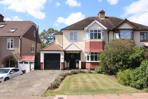 The Crescent, West Wickham, BR4 3 bed semi