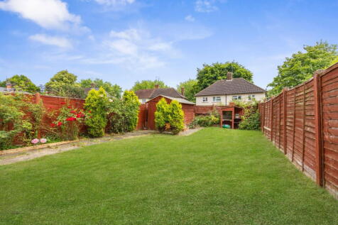 Oak Road, Kettering NN15 2 bed end of terrace house for sale