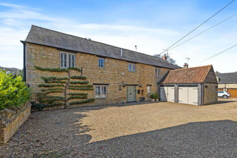 5 bedroom semi-detached house for sale