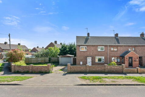 Chase View Road, Kettering NN14 3 bed end of terrace house for sale