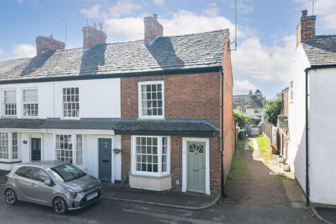The Green, Market Harborough LE16 2 bed end of terrace house for sale