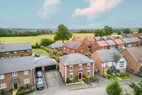 Marsh Drive, Husbands Bosworth LE17 4 bed detached house for sale