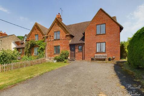 4 bedroom semi-detached house for sale