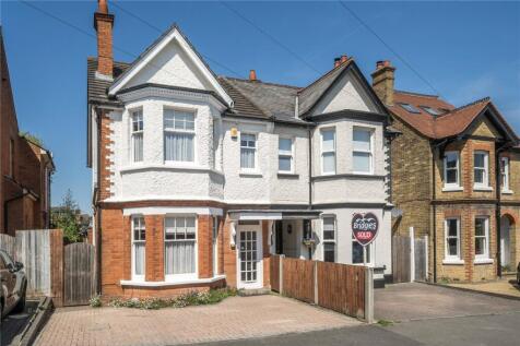 4 bedroom semi-detached house for sale