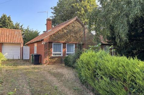 2 bedroom detached bungalow for sale