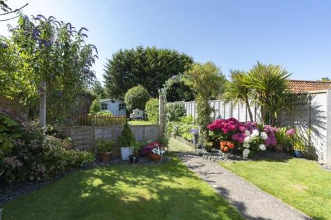 3 bedroom cottage for sale