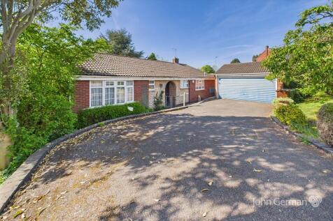 Grassholme Drive, Loughborough 3 bed detached bungalow for sale