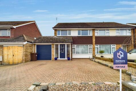 Shurland Avenue, Sittingbourne, Kent... 3 bed semi