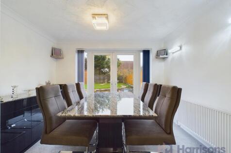 Shurland Avenue, Sittingbourne, Kent... 3 bed semi