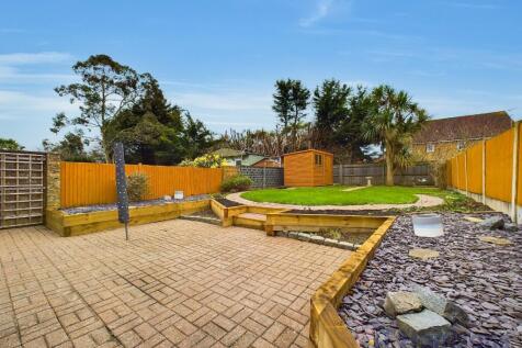 Shurland Avenue, Sittingbourne, Kent... 3 bed semi