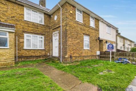 Grovehurst Avenue, Kemsley... 3 bed terraced house for sale