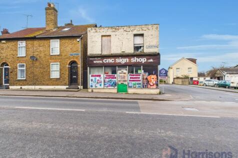 London Road, Sittingbourne, Kent... 3 bed property with land for sale