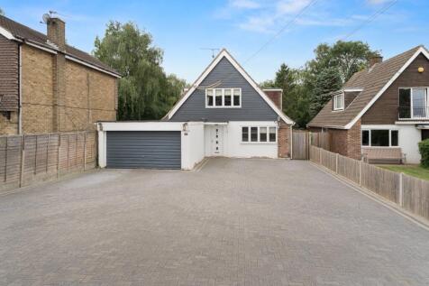 Wigmore Road, Gillingham, Kent, ME8 0TL 5 bed detached house for sale