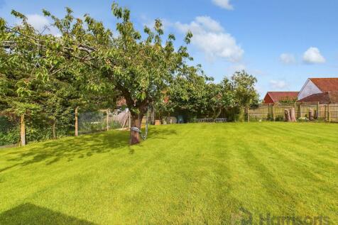 Manwood Close, Sittingbourne, Kent... 5 bed detached house for sale