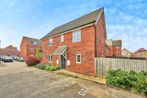 1 bedroom maisonette for sale