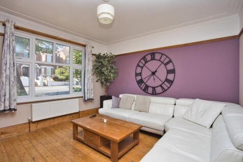 Cheriton Road, Folkestone, CT19 4 bed semi