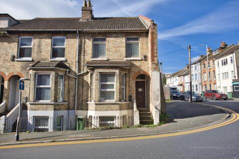 Bradstone Road, Folkestone, CT20 2 bed end of terrace house for sale