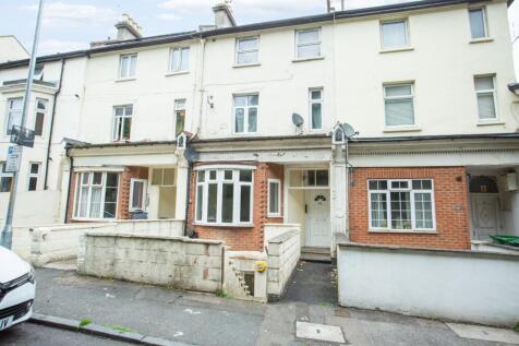 Foord Road South, Folkestone, Kent, CT20 1 bed flat for sale