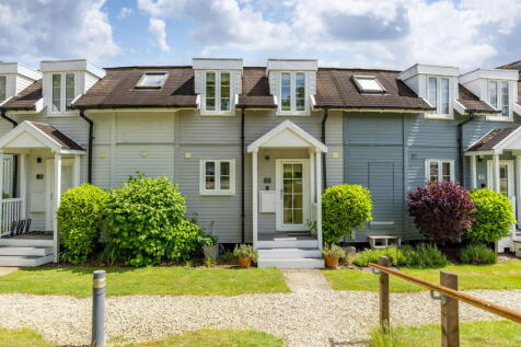 Isis Lake,South... 3 bed terraced house for sale